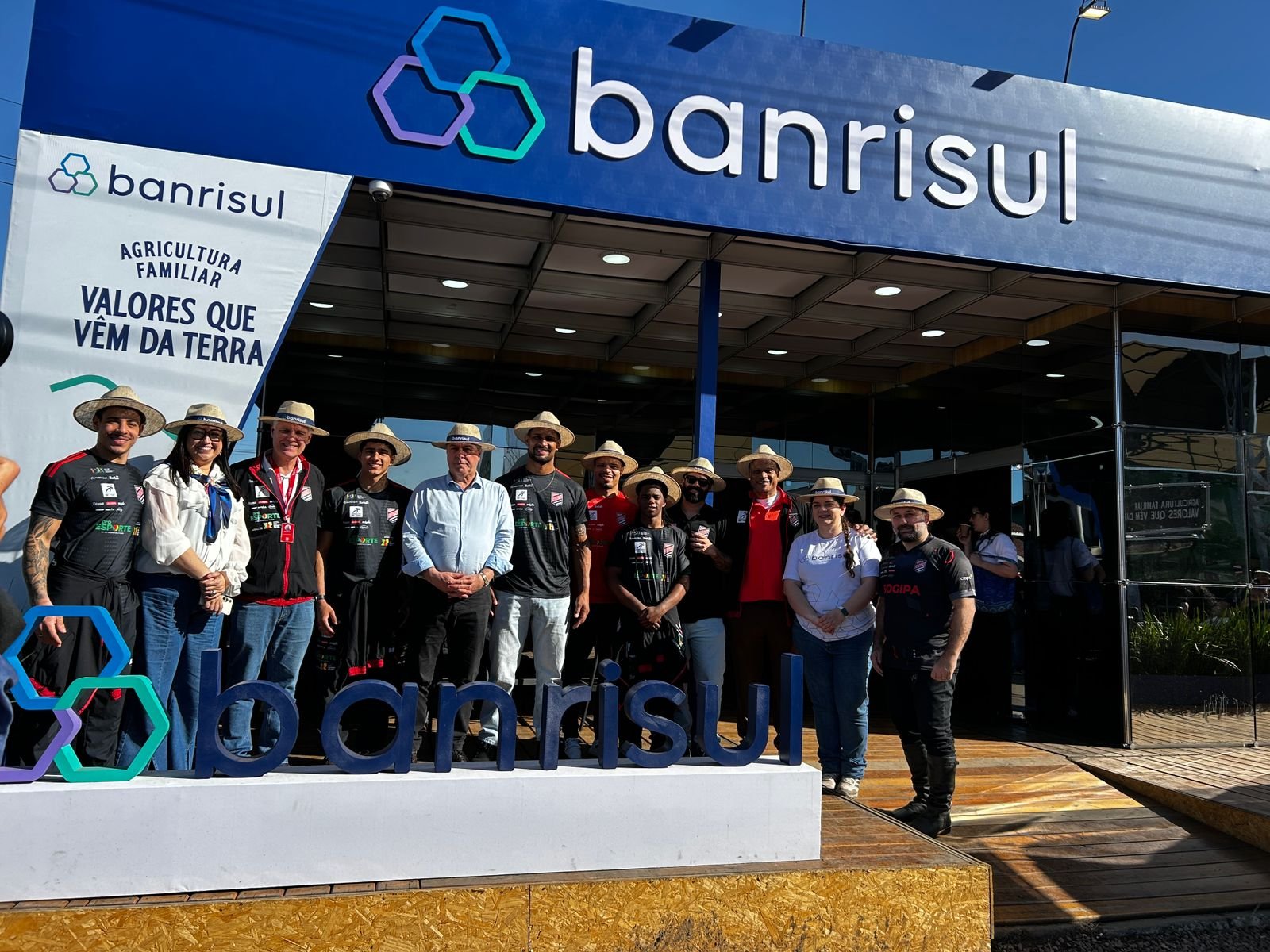 Sogipa leva atletas e dirigentes � Expointer para fortalecer rela��o com parceiros