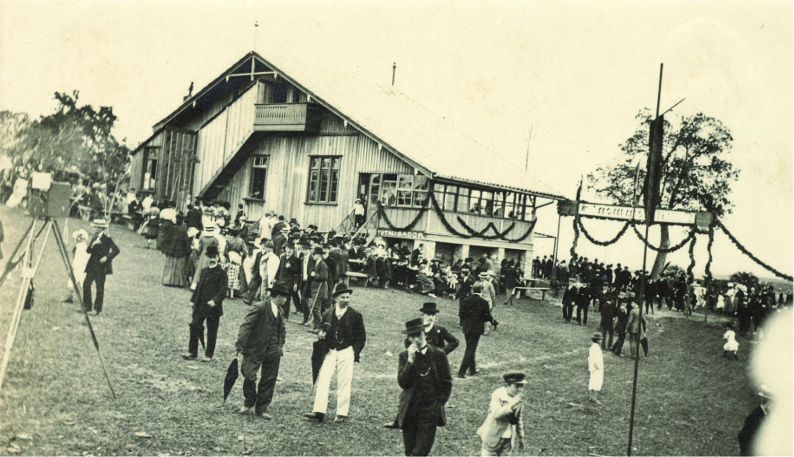 P�ginas da Nossa Hist�ria 