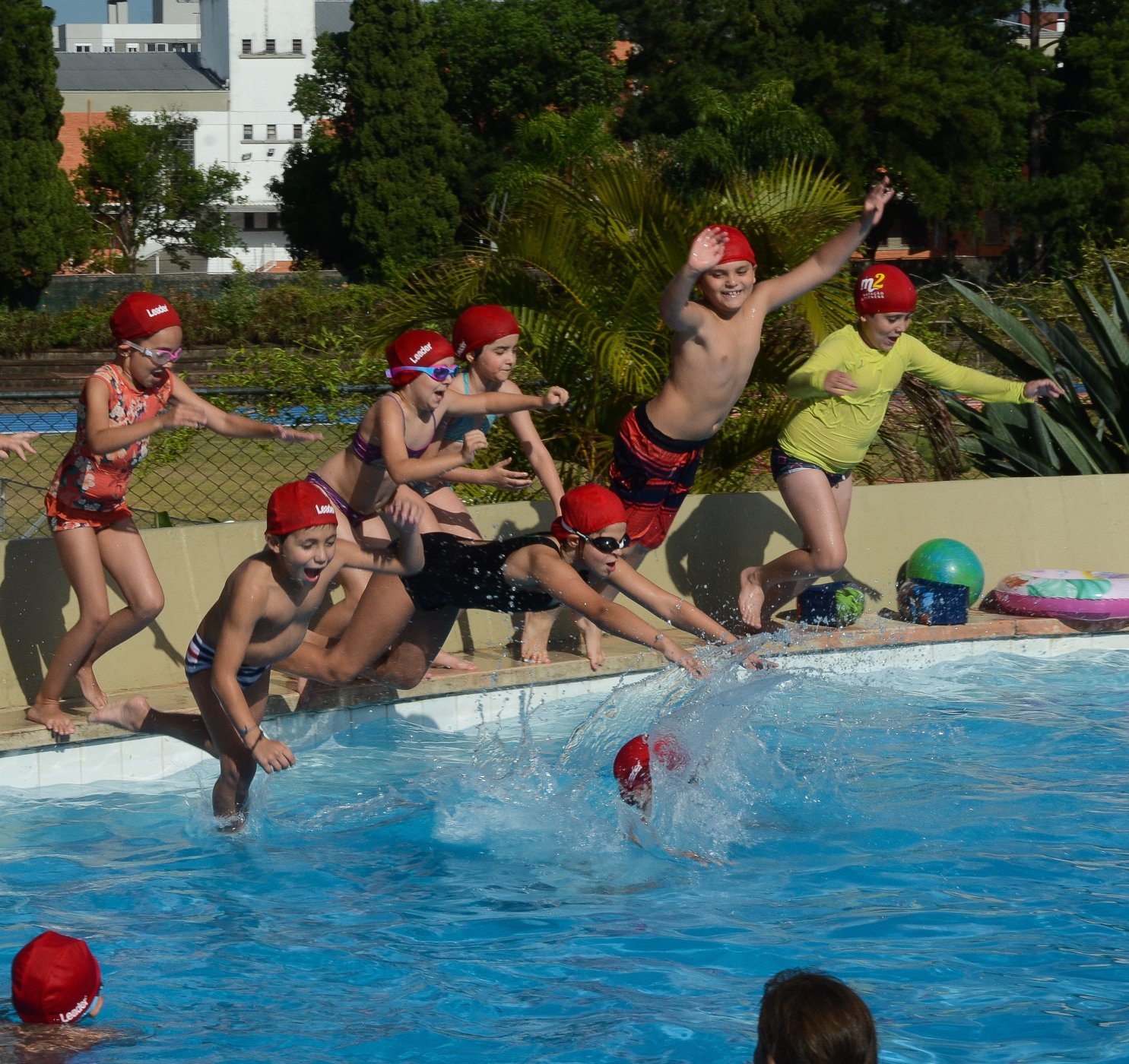 As piscinas também são utilizadas durante o Esporte Verão