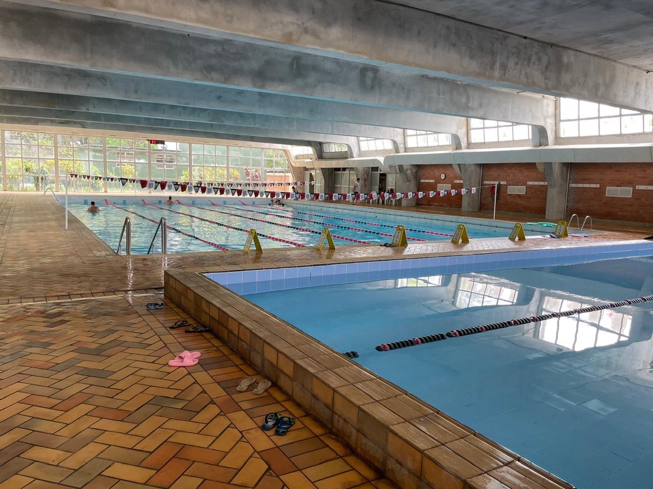 A volta das piscinas t�rmicas