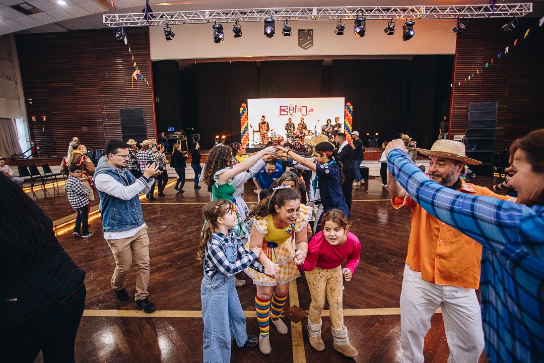 Tradi��o e divers�o marcam Festa Junina da Sogipa, que atrai quase tr�s mil pessoas