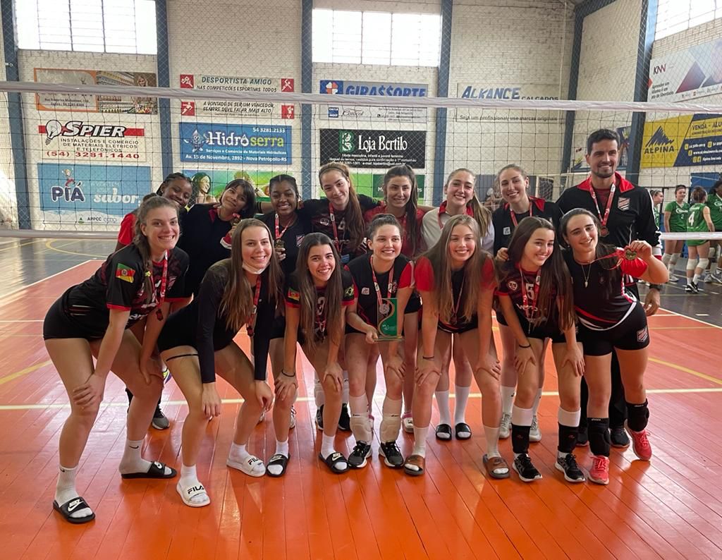 Sogipa: Equipes de vôlei da Sogipa conquistam terceiro lugar da Série Ouro  da Copa Cláudio Braga