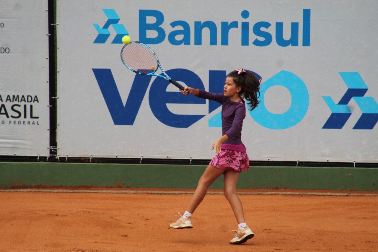 Nova geração de tenistas da Sogipa participa de mais uma etapa do Circuito  de Tênis Gaúcho, Notícias