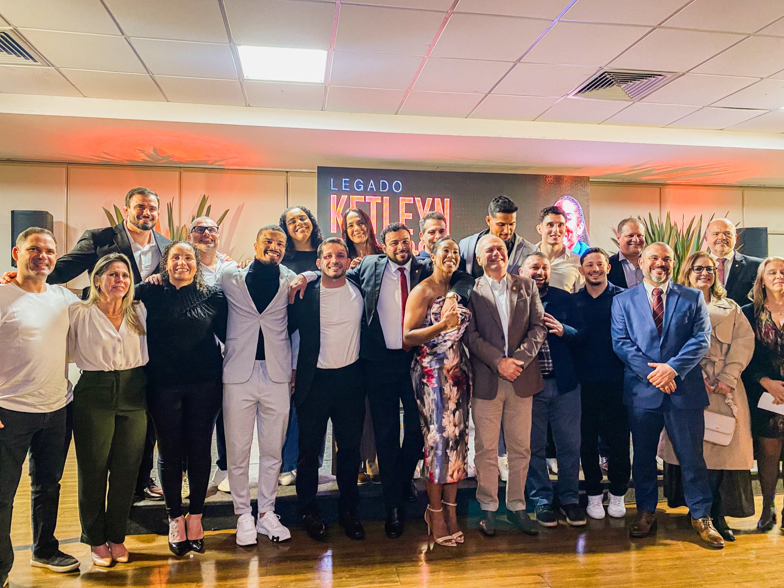 Sogipa homenageia Ketleyn Quadros em cerim�nia que marcou sua despedida do jud� competitivo