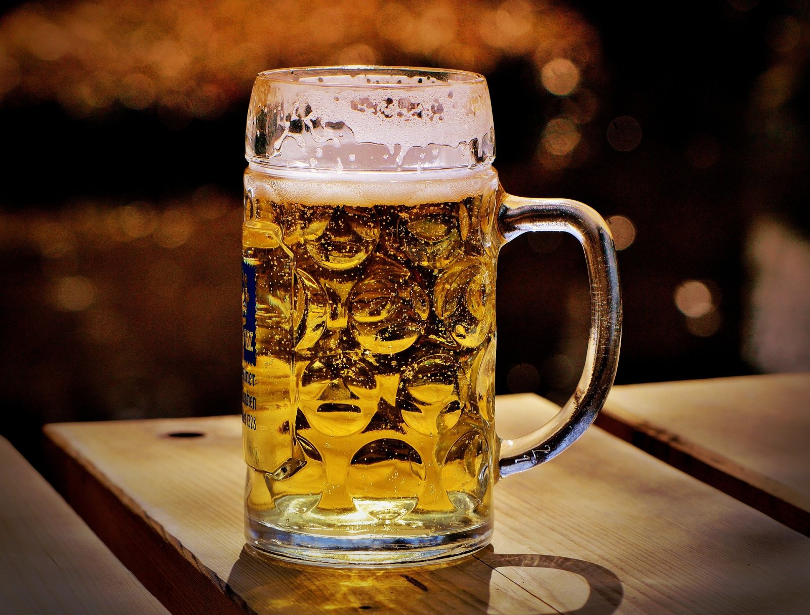 Oito tipos de cerveja, música ao vivo e cardápio diferenciado são as atrações da Festa da Cerveja, que ocorre em 24 de novembro